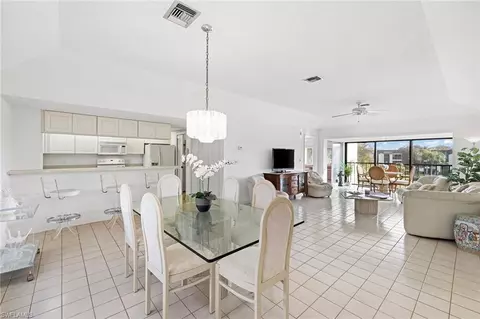 1530 Oyster Catcher Pt #1530C, Naples, FL 34105