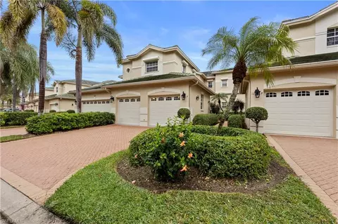 677 Vintage Reserve Cir #12A, Naples, FL 34119