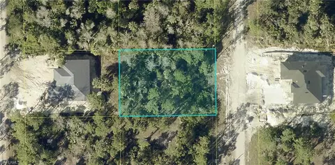844 Chapman Ave S, Lehigh Acres, FL 33974