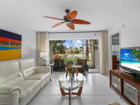 915 New Waterford Dr #H104, Naples, FL 34104