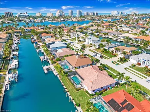 1143 Breakwater Ct, Marco Island, FL 34145