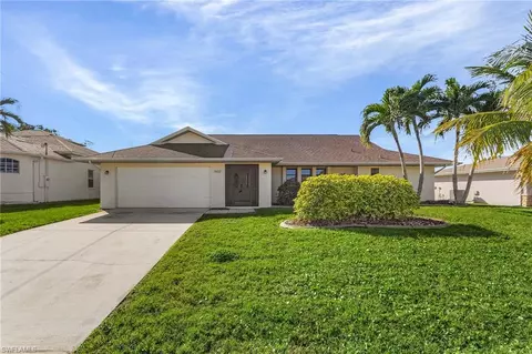1422 SE 32nd St, Cape Coral, FL 33904
