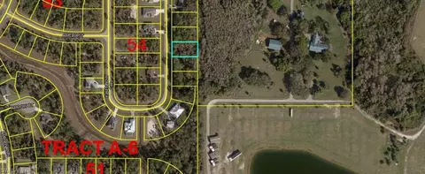 E Benbow Cir, Labelle, FL 33935