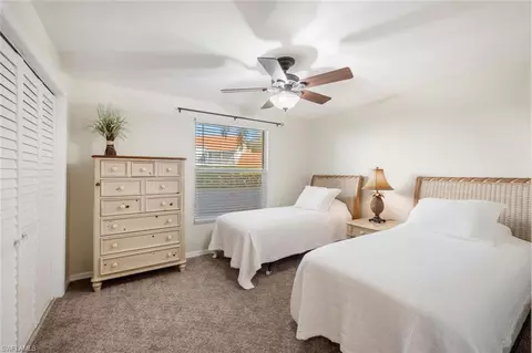 554 Windsor Sq #101, Naples, FL 34104 photo 12