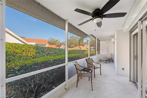 554 Windsor Sq #101, Naples, FL 34104 photo 14