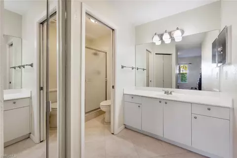 554 Windsor Sq #101, Naples, FL 34104 photo 10