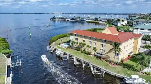 115 Breakers Ct #111, Punta Gorda, FL 33950
