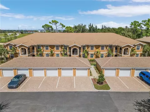 1143 Winding Pines Cir #102, Cape Coral, FL 33909
