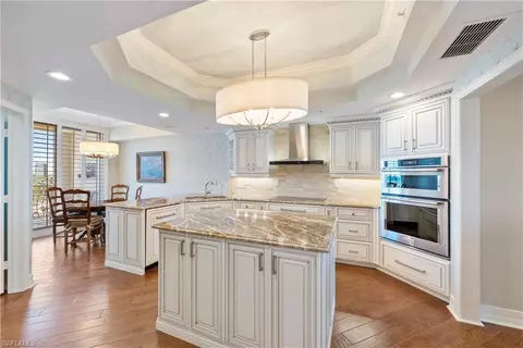 Kitchen - 445 Dockside Dr #B903, Naples, FL 34110 photo 1 of 3
