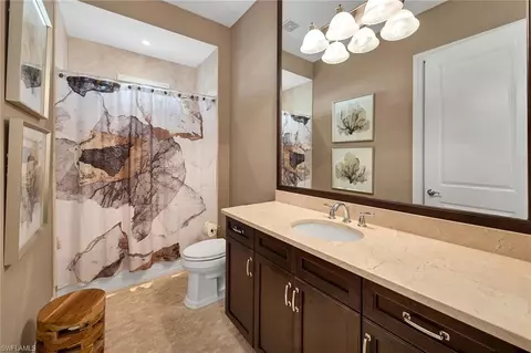 Bath - 6653 Costa Cir, Naples, FL 34113 photo 3 of 3