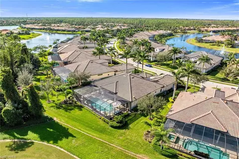 View/Area - 6653 Costa Cir, Naples, FL 34113 photo 3 of 7