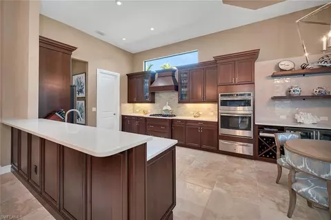 Kitchen - 6653 Costa Cir, Naples, FL 34113 photo 3 of 4