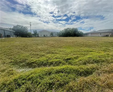 1816 SW 36th Ter, Cape Coral, FL 33914
