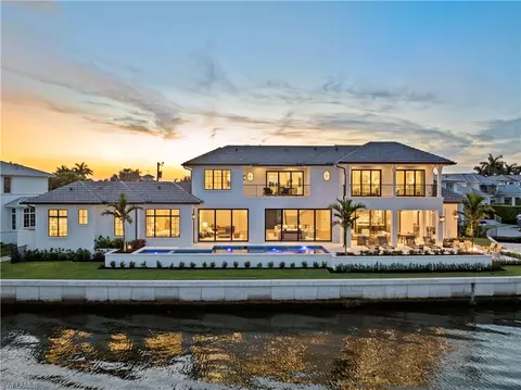 2375 Snook Dr, Naples, FL 34102