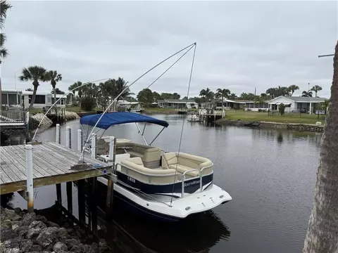 19 Aquamarine Ave #19Q, Naples, FL 34114