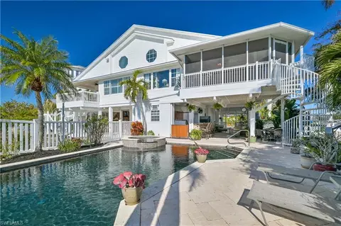 16631 Seagull Bay Ct, Bokeelia, FL 33922