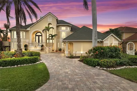 14611 Jonathan Harbour Dr, Fort Myers, FL 33908