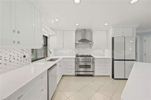 681 Astarias Cir, Fort Myers, FL 33919