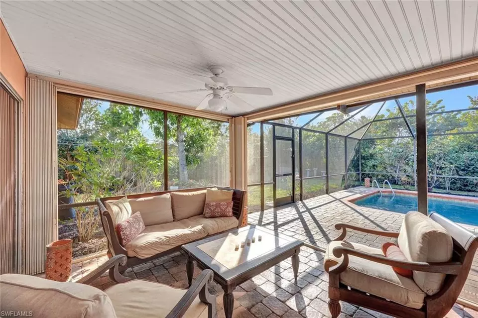 Exterior - 5544 Pernod Dr, Fort Myers, FL 33919 photo 6 of 11