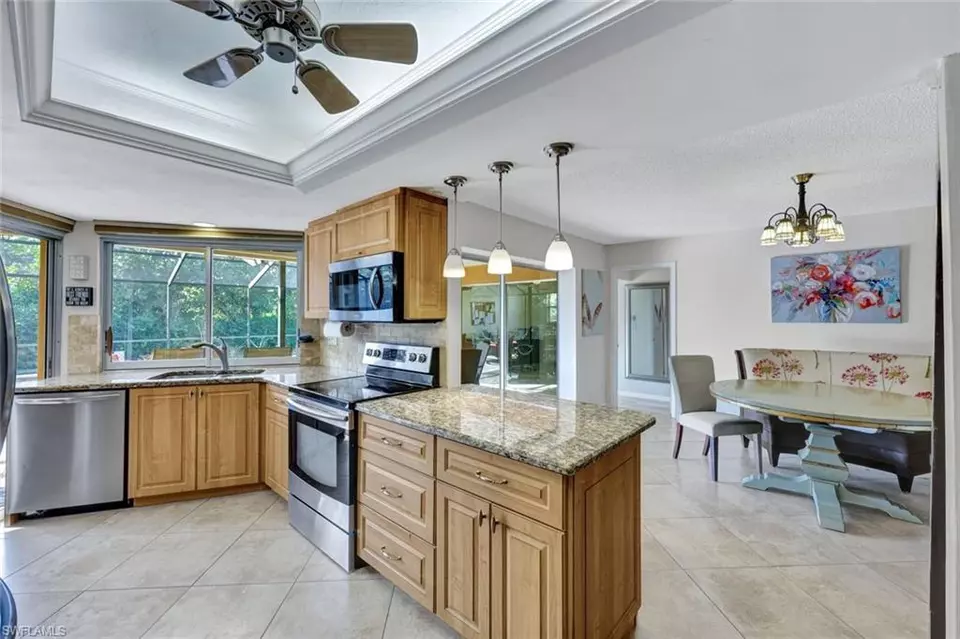 Kitchen - 5544 Pernod Dr, Fort Myers, FL 33919 photo 4 of 4