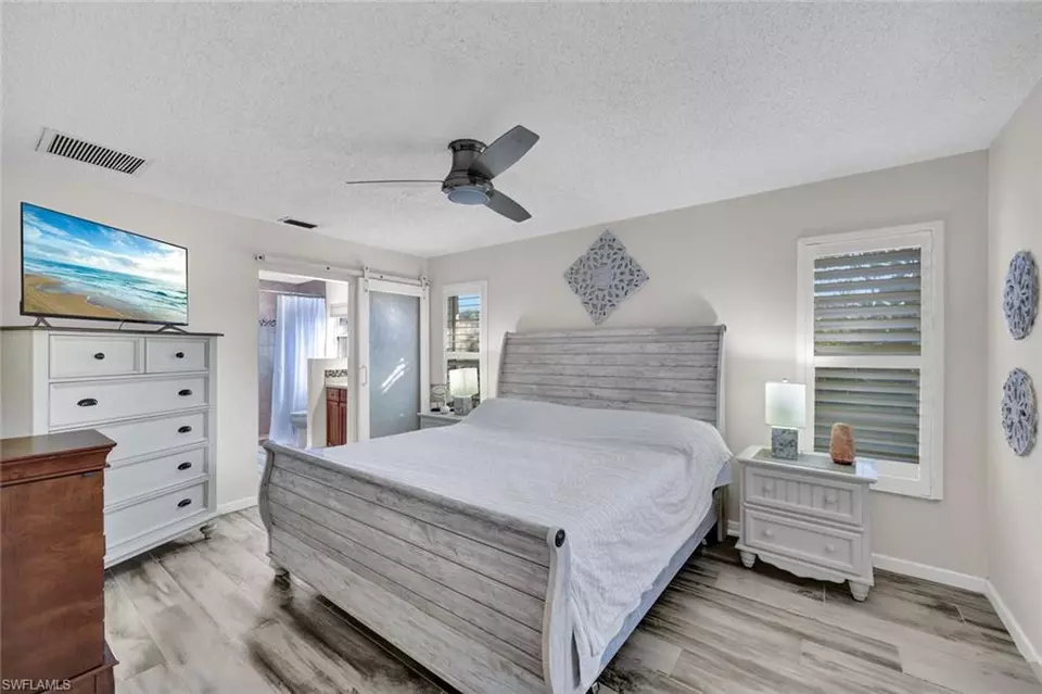 Bedroom - 5544 Pernod Dr, Fort Myers, FL 33919 photo 1 of 2