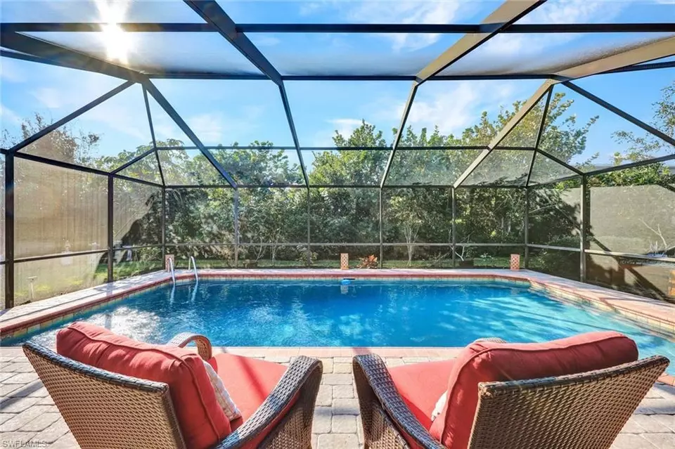 Exterior - 5544 Pernod Dr, Fort Myers, FL 33919 photo 3 of 11