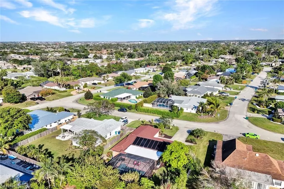 View/Area - 5544 Pernod Dr, Fort Myers, FL 33919 photo 2 of 5