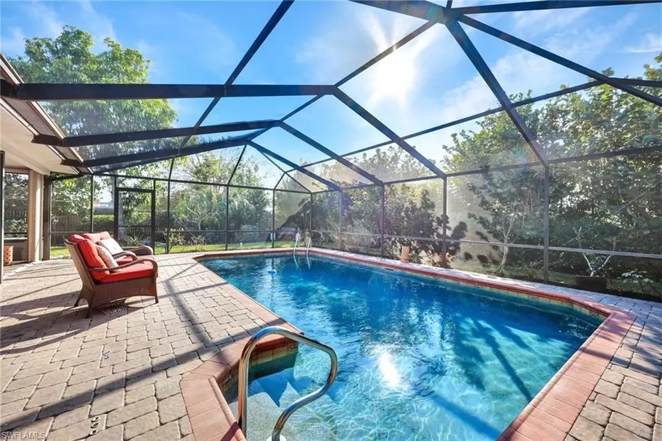 Exterior - 5544 Pernod Dr, Fort Myers, FL 33919 photo 8 of 11