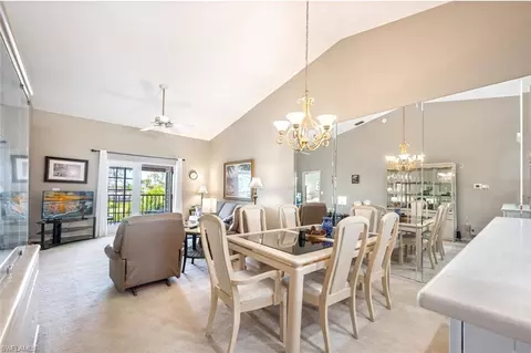 7340 Coventry Ct #829, Naples, FL 34104