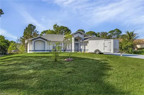 5221 27th St SW, Lehigh Acres, FL 33973
