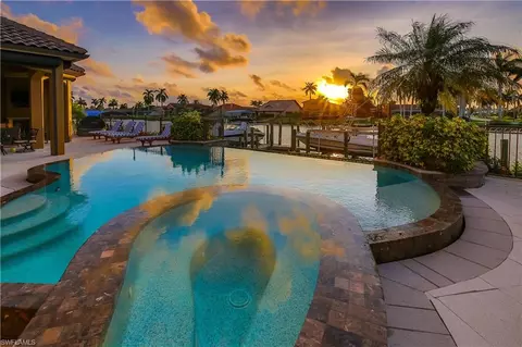 4402 SE 20th Ave, Cape Coral, FL 33904