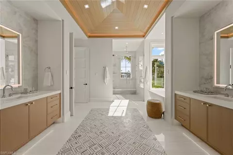 2020 7th St S, Naples, FL 34102 photo 27