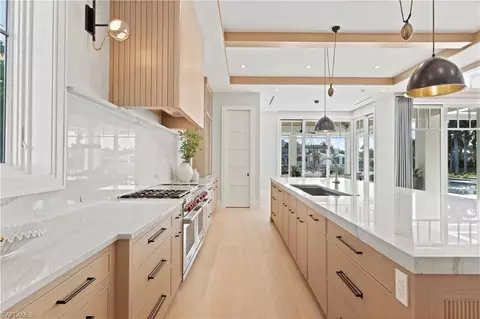 2020 7th St S, Naples, FL 34102 photo 16