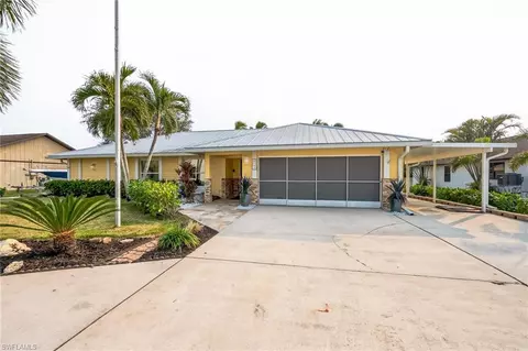 6043 Swords Way, Fort Myers, FL 33908