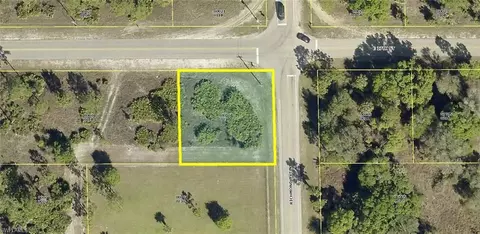 306 E 17th St, Lehigh Acres, FL 33972