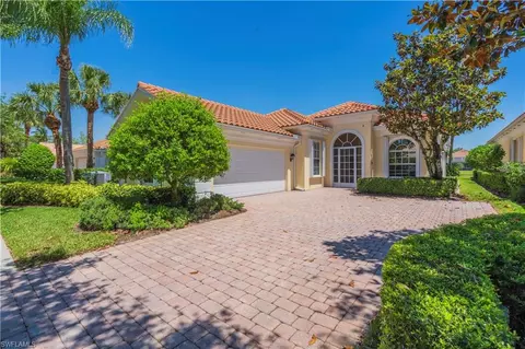 4432 Prescott Ln, Naples, FL 34119