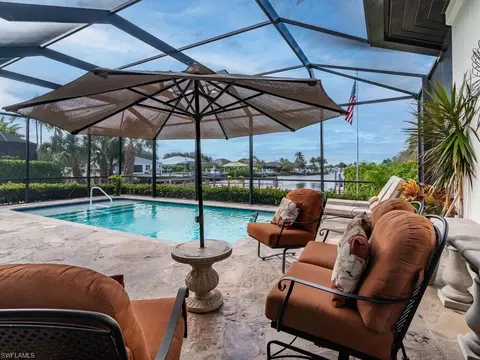 Exterior - 161 Cays Dr, Naples, FL 34114 photo 4 of 10