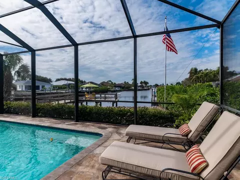 Exterior - 161 Cays Dr, Naples, FL 34114 photo 5 of 10