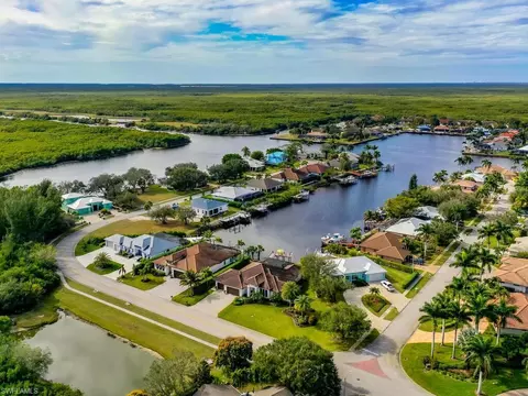 View/Area - 161 Cays Dr, Naples, FL 34114 photo 4 of 11
