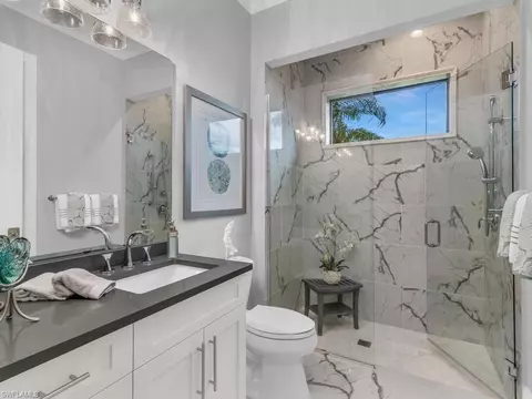 Bath - 161 Cays Dr, Naples, FL 34114 photo 3 of 4