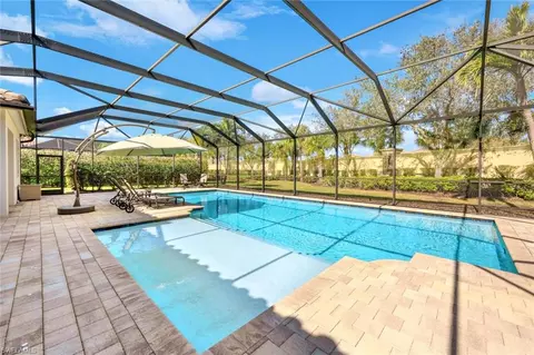 9266 Quarry Dr, Naples, FL 34120