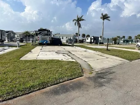 19681 Summerlin Rd F-88, Fort Myers, FL 33908