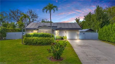 1781 48th St SW, Naples, FL 34116