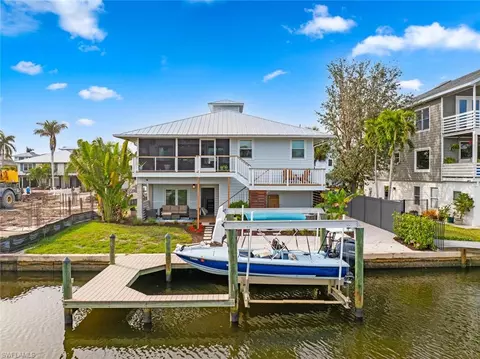 1288 Belaire Ct, Naples, FL 34110