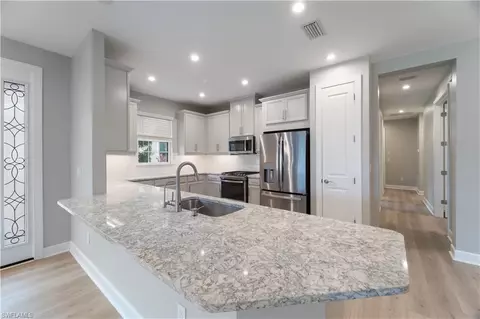 15175 Tolmino St, Naples, FL 34114