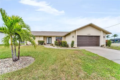 1907 SE 10th St, Cape Coral, FL 33990