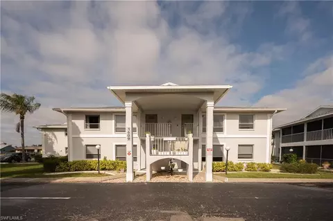 1609 SW 51st St #202, Cape Coral, FL 33914