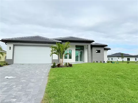 3000 5th St W, Lehigh Acres, FL 33971