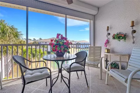 7842 Regal Heron Cir #301, Naples, FL 34104