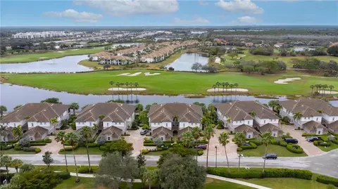 8739 Coastline Ct #202, Naples, FL 34120